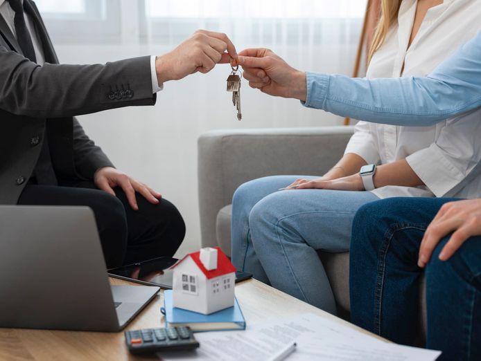 be-your-own-mortgage-broker-with-full-support-and-zero-commission-split-0