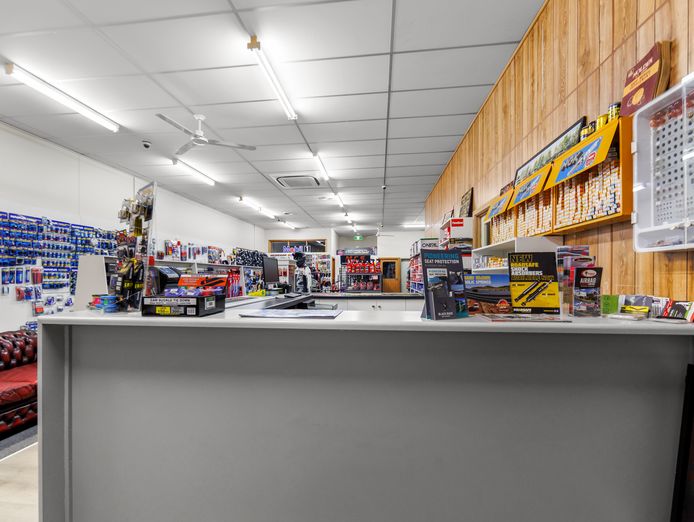 roger-smith-auto-parts-8