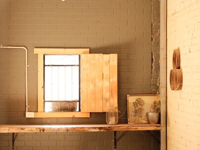 coffee-shop-cafe-adjoining-dining-room-1-br-unit-in-barellan-6