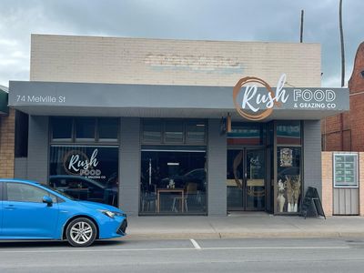 rush-food-cafe-numurkah-1