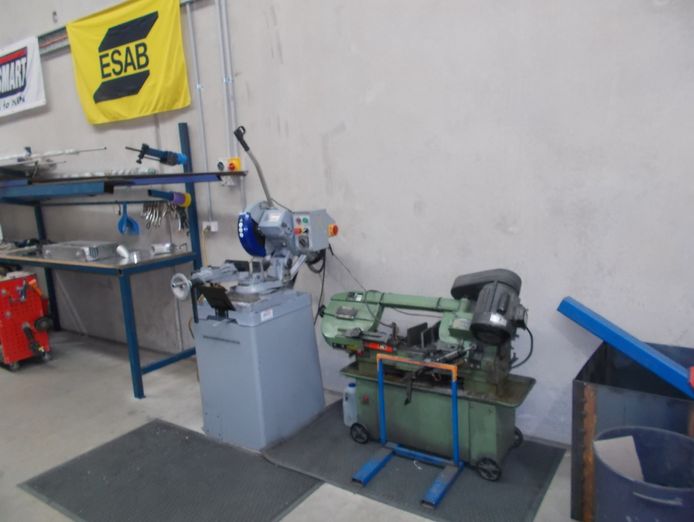 metal-fabrication-sheet-metal-workshop-3
