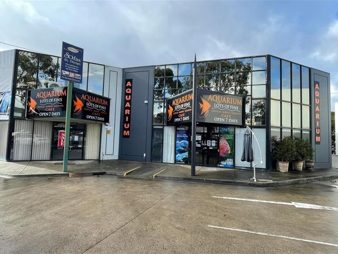 established-aquarium-amp-pet-retail-business-strong-profits-1