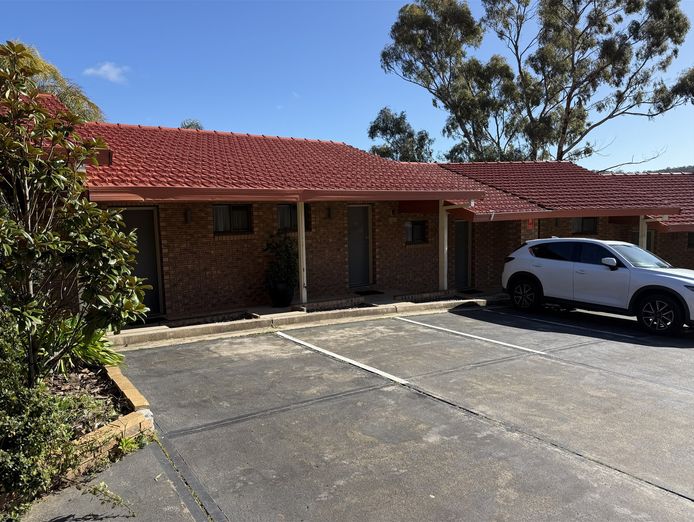 rare-opportunity-21-key-leasehold-going-concern-motel-2