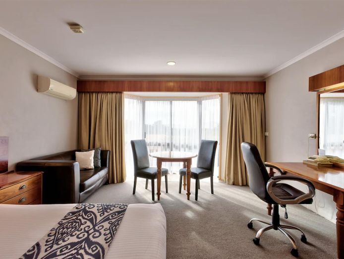 rare-opportunity-21-key-leasehold-going-concern-motel-4
