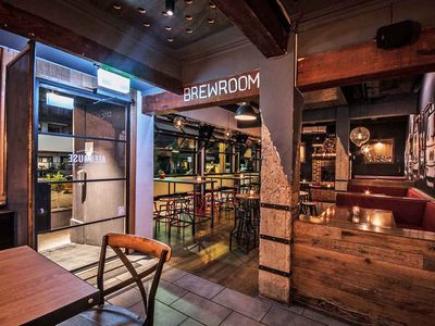a-landmark-inner-melbourne-hospitality-pub-backpackers-business-4