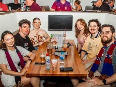 the-sporting-globe-bar-grill-chermside-7