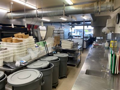 cafe-bakery-in-prime-malvern-location-for-sale-6