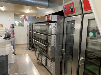 cafe-bakery-in-prime-malvern-location-for-sale-5