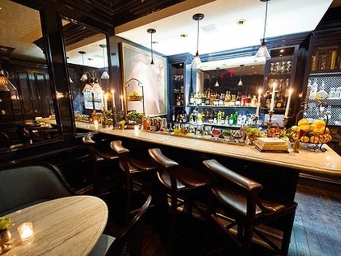 a-modern-italian-dining-house-with-presence-scale-theatre-0