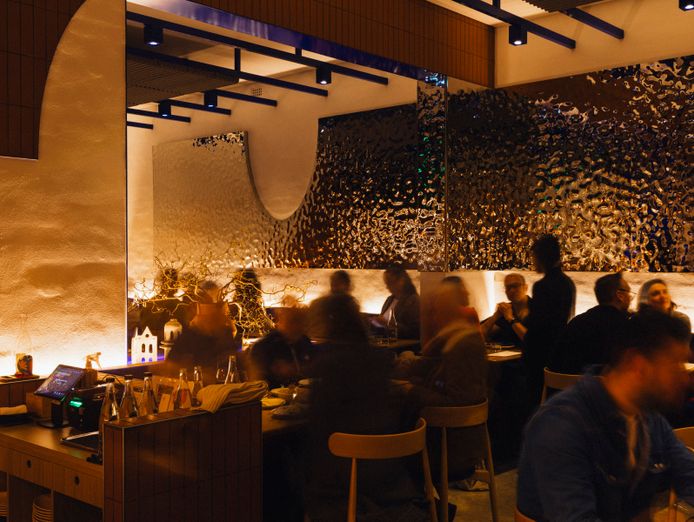 exceptional-retail-hospitality-food-beverage-opportunity-prime-chapel-st-loc-1