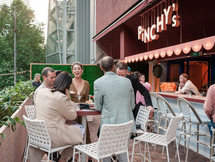 pinchys-restaurant-bar-catering-events-6