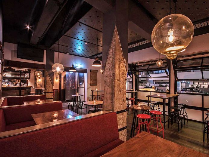 a-landmark-inner-melbourne-hospitality-pub-backpackers-business-2