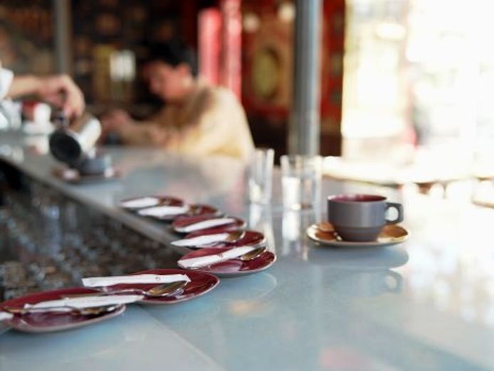 licenced-cafe-restaurant-bar-0