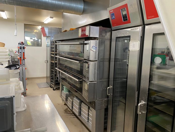 cafe-bakery-in-prime-malvern-location-for-sale-5