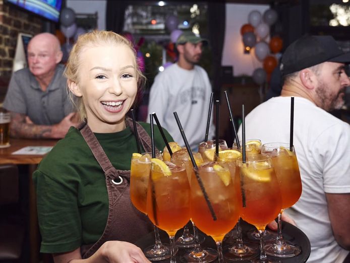 a-landmark-inner-melbourne-hospitality-pub-backpackers-business-8