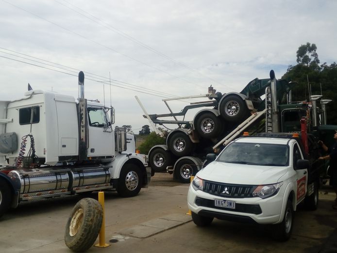 automotive-workshop-tyre-service-retail-country-victoria-4