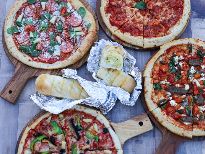 fantastic-pizza-restaurant-revenues-400k-rent-3-100-pm-6