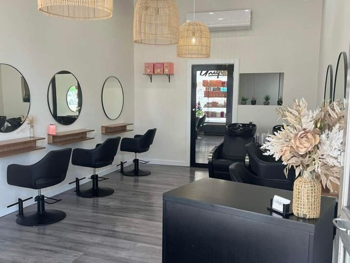 hair-salon-for-sale-5
