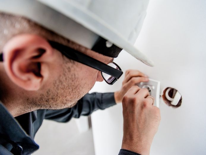 leading-provider-of-electrical-cabling-communication-services-50-yr-legacy-0