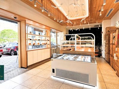 patisserie-cafe-bubble-tea-shop-for-sale-below-fit-out-equipments-costs-2