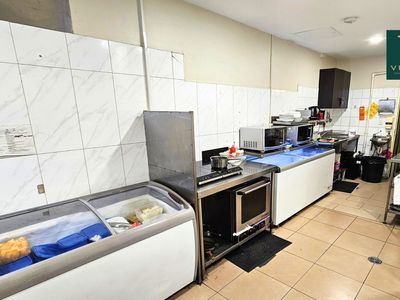 delicious-rolls-enmore-long-tenure-vietnamese-takeaway-shop-for-sale-3