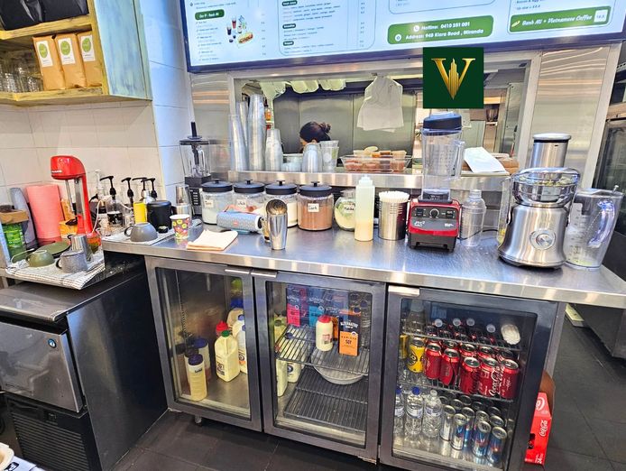 fully-renovated-takeaway-shop-next-to-miranda-train-station-7