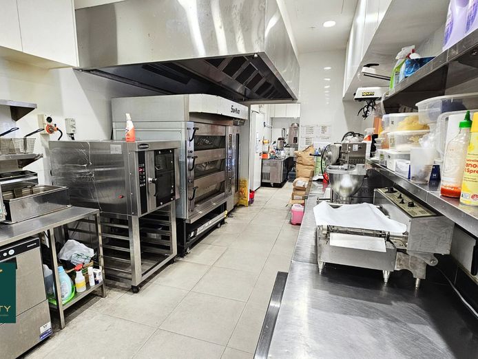 patisserie-cafe-bubble-tea-shop-for-sale-below-fit-out-equipments-costs-4