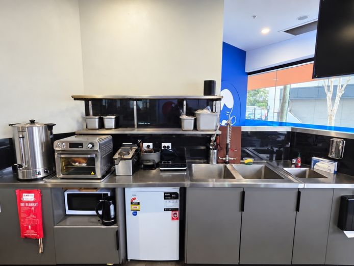 vietnamese-takeaway-shop-for-sale-eat-fuh-redfern-5