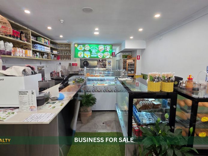 cafe-takeaway-shop-next-to-miranda-train-station-2