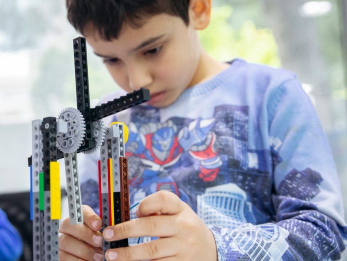 young-engineers-australia-franchise-proven-profitable-scalable-business-0
