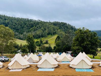 mobile-glamping-wedding-event-hire-online-retail-business-2