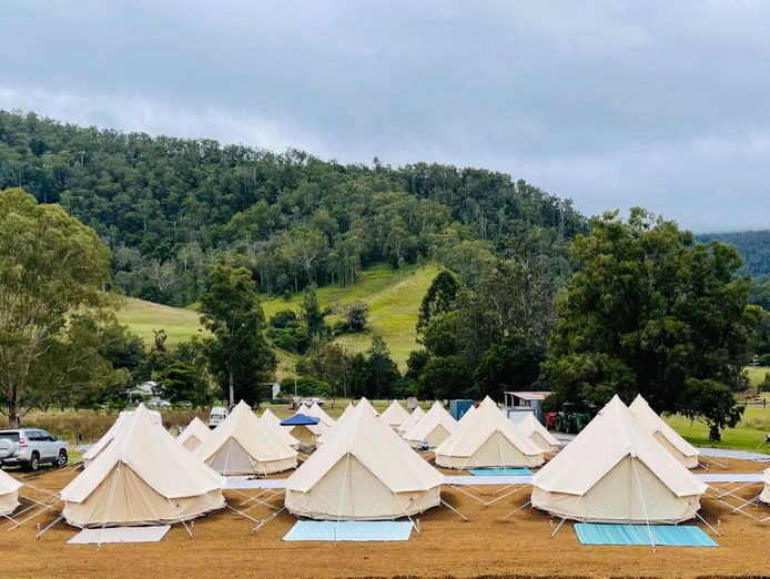 mobile-glamping-wedding-event-hire-online-retail-business-2