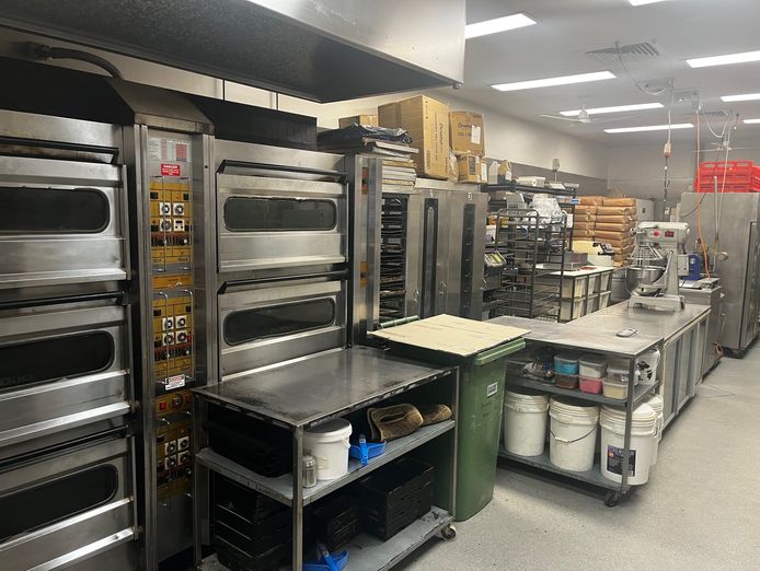 exciting-established-franchise-opportunity-with-brumbys-bakery-3