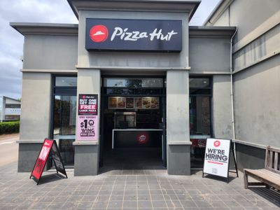 own-the-market-or-just-pizza-hut-the-lakes-6