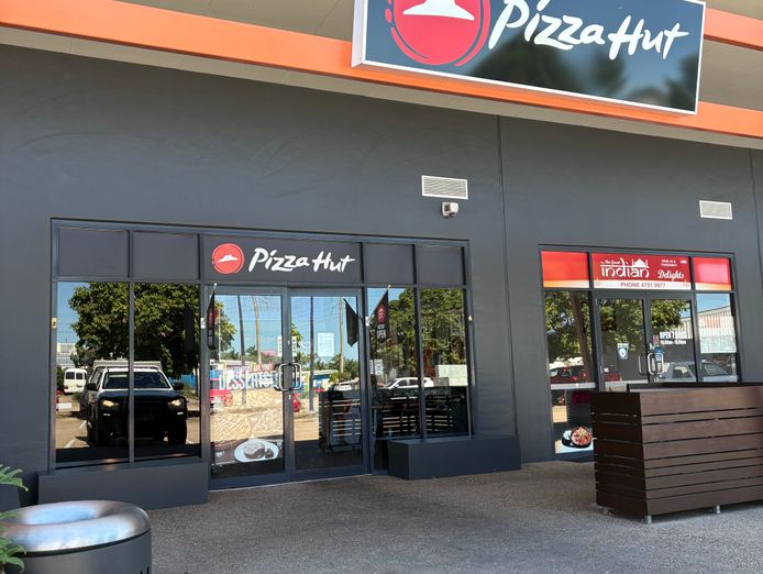 own-the-market-or-just-pizza-hut-the-lakes-1