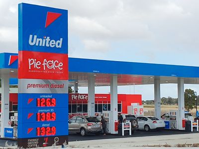 united-petroleum-convenience-retail-and-pie-face-adelaide-suburbs-sa-4