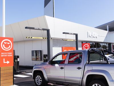 united-and-pie-face-fuel-your-passion-for-retail-food-adelaide-sa-3