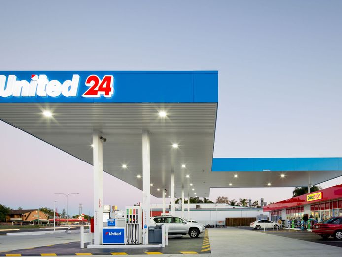 untied-petroleum-pie-face-discover-the-difference-as-a-commission-dealer-qld-0
