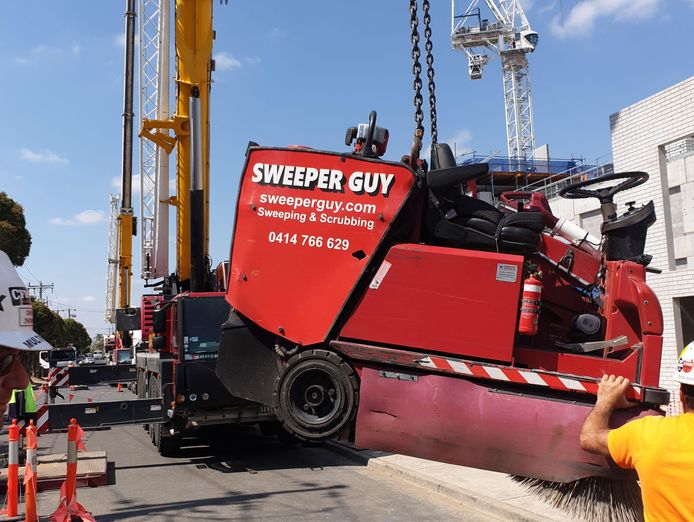 commercial-sweeping-and-scrubbing-7