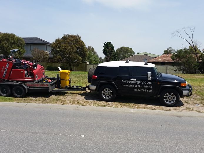 commercial-sweeping-and-scrubbing-6