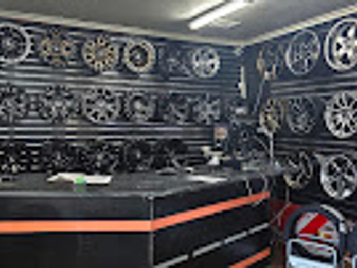 established-tyre-mechanical-workshop-south-east-melbourne-0