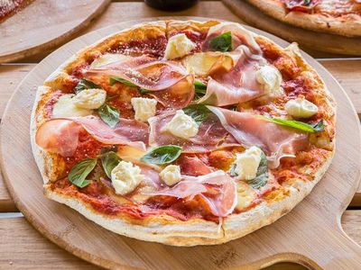 profitable-authentic-italian-pizza-store-prime-location-3