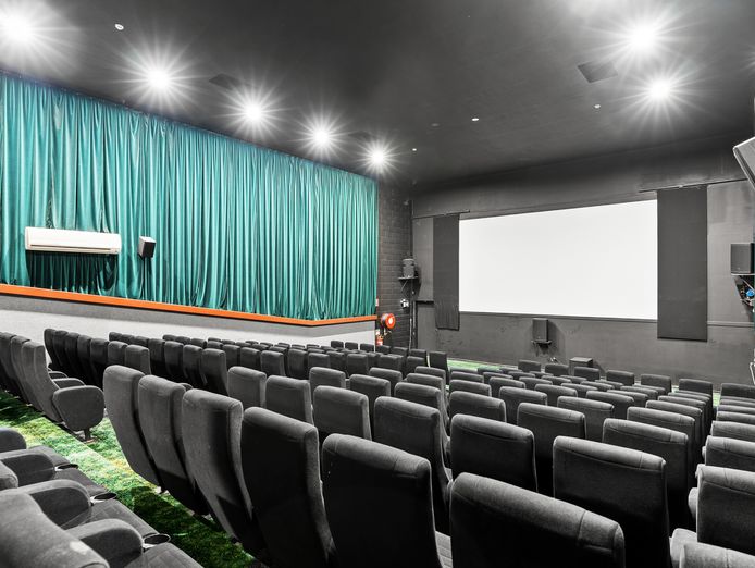 kyogle-cinemas-freehold-business-premises-5