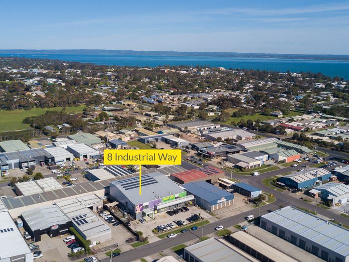 indoor-rock-climbing-activity-centre-business-for-sale-cowes-phillip-island-9