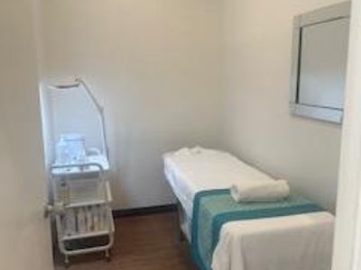 beauty-tanning-salon-for-sale-4