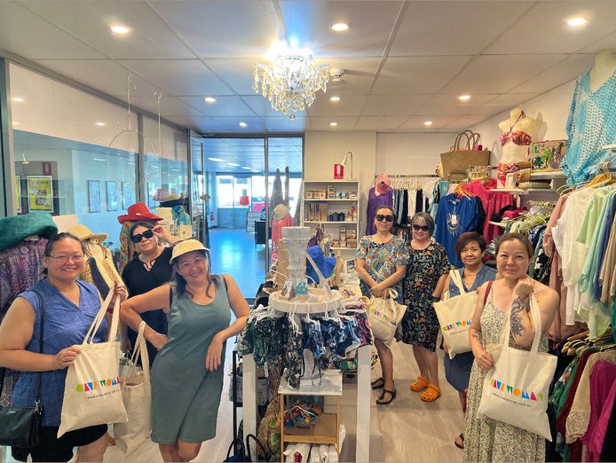 caves-beach-gift-and-retail-business-opportunity-buy-a-lifestyle-job-2