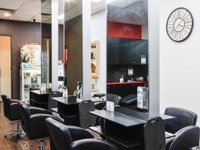 hair-salon-day-spa-south-brisbane-long-and-well-established-8