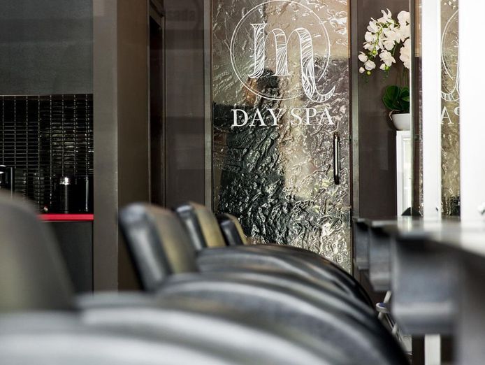 hair-salon-day-spa-south-brisbane-long-and-well-established-0