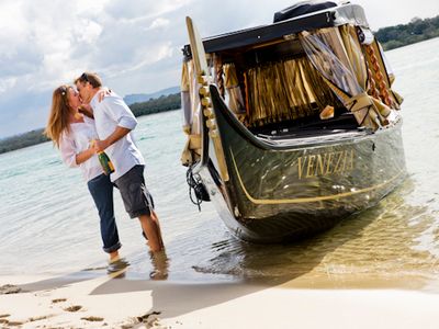 noosa-river-cruise-co-unique-cruise-business-gondola-cruises-water-taxi-8