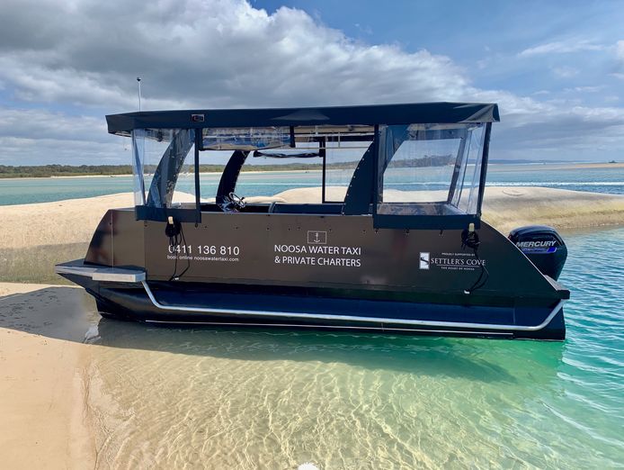 noosa-river-cruise-co-unique-cruise-business-gondola-cruises-water-taxi-0